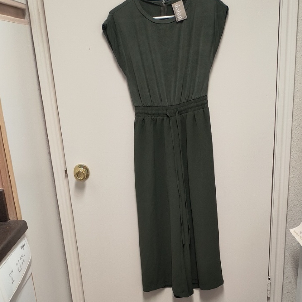 Dolan Left Coast, Khaki Green wide leg Jumpsuit Cropped, Petite XXS